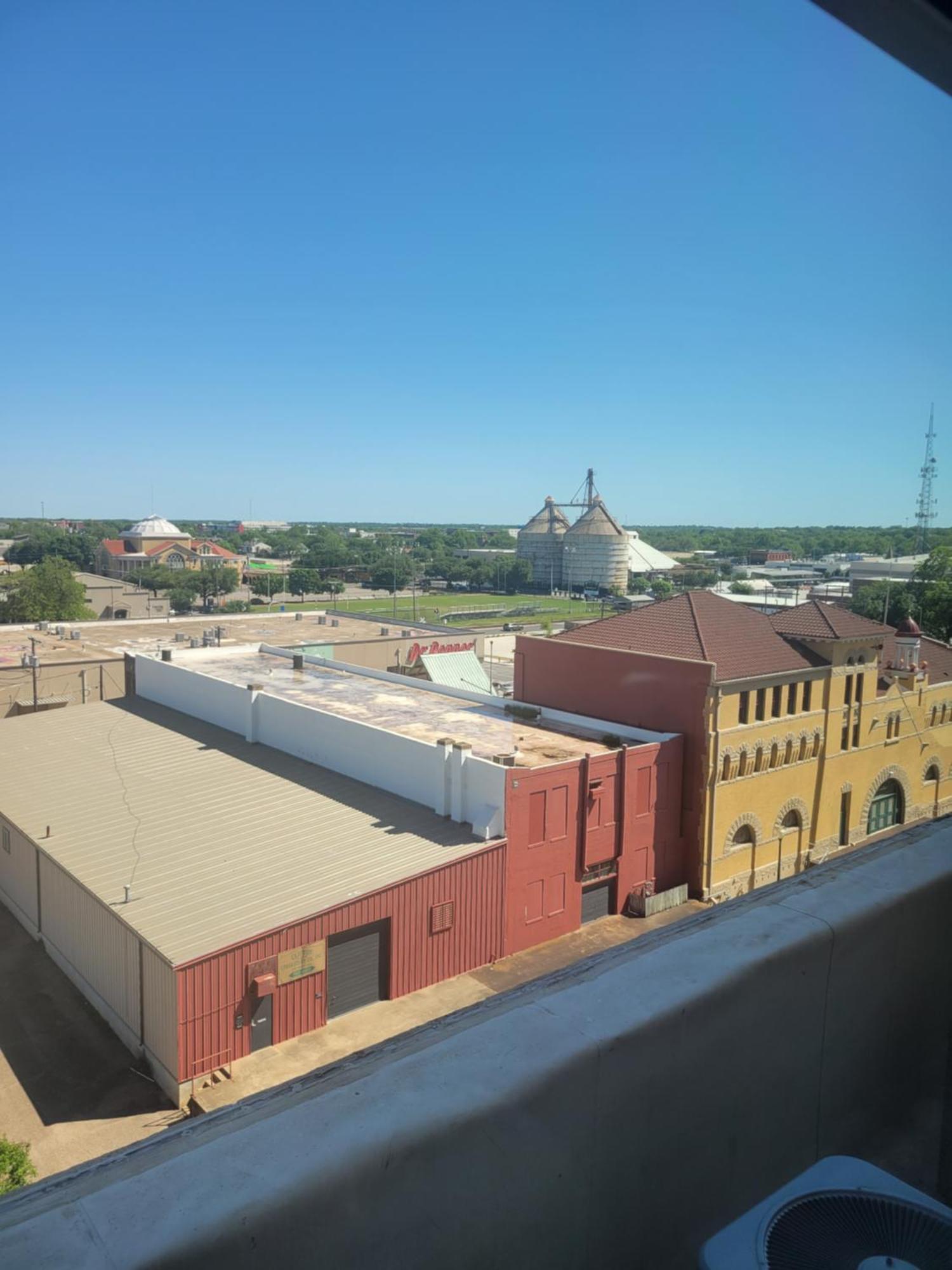 Silo View - Heart Of Downtown Apartment Waco Exterior photo